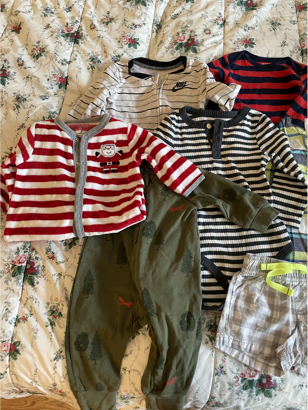 Lot of 12 Baby Boy Clothing Items 3M-12M Mixed Brands - Picture 4 of 4